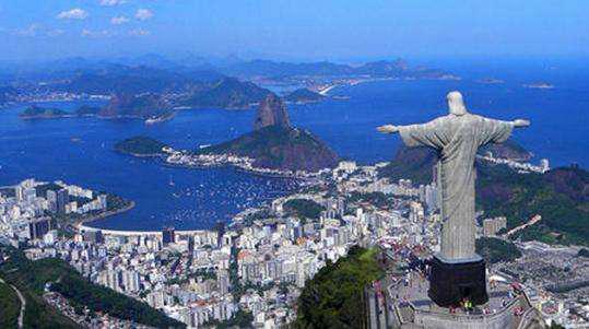 今天的南美洲的巴西是足球王国然而二百年前它是西欧哪个国家的殖...
